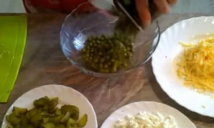 salate simple și delicioase cu carne de pui - pas cu pas retete cu fotografii