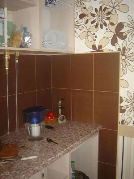 Reparatii bucătărie mică, școală renovată, reparații școlare