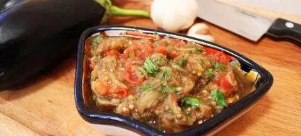 Salata de vinete - Retete cu rosii, usturoi, dovlecei, coreeană pentru iarna