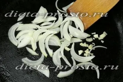 Salata, roșii și vinete usturoi (usturoi) Salata de vinete cu rosii si usturoi