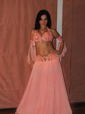 Cele mai frumoase costume pentru dans oriental, tinutele pentru fotografie dans din buric