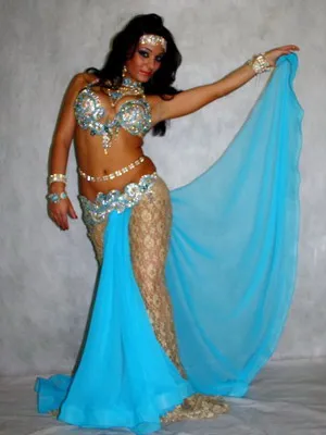 Cele mai frumoase costume pentru dans oriental, tinutele pentru fotografie dans din buric