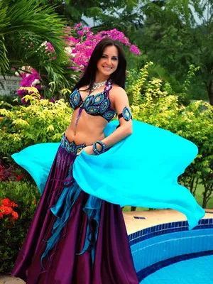 Cele mai frumoase costume pentru dans oriental, tinutele pentru fotografie dans din buric