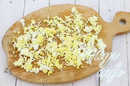 Salata cu carne de pui, ananas și ciuperci rețete cu fotografii