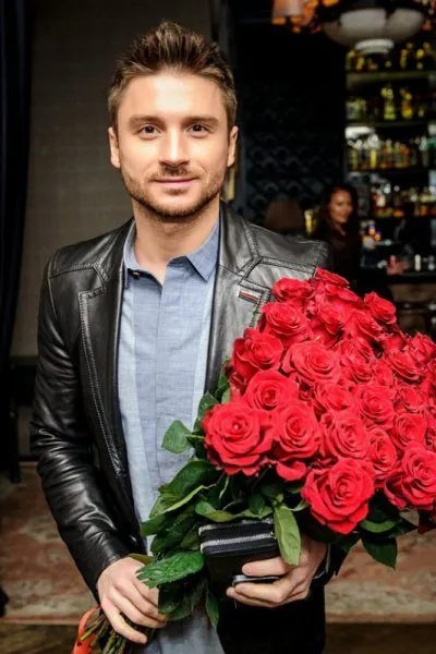 Sergey Lazarev biografie, fotografii, viața personală (personal) Sergey Lazarev biografie, fotografii, viața personală
