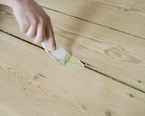 Șlefuirea pardoseli din lemn, instrucțiuni de instalare video cu mâinile, ceea ce instrument este necesar, și fotografiile lor