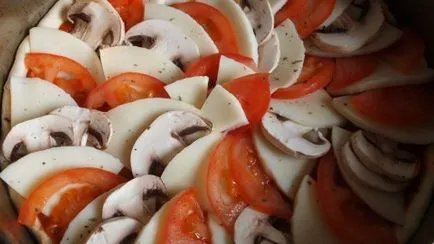 pizza Brânză cu ciuperci și roșii