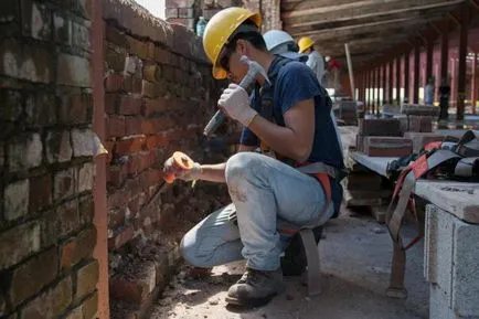 Numărul de angajați ai personalului - este de natură să își calculeze