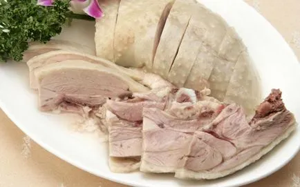 Cât de multe calorii din carne de pui gătită - ce părți ale pui mai multe calorii (pui) Cât de multe calorii din carne de pui gătită - ce părți ale pui mai multe calorii