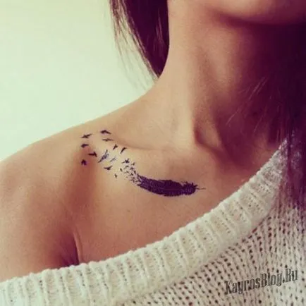 Tatuaje pe fete