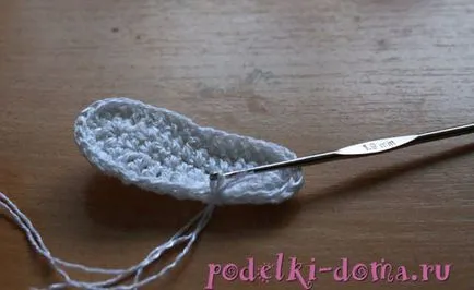 Pantofi pentru păpuși tricotate, o cutie de idei și ateliere (papusa) Pantofi pentru păpuși tricotate, o cutie de idei și ateliere
