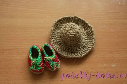 Pantofi pentru păpuși tricotate, o cutie de idei și ateliere (papusa) Pantofi pentru păpuși tricotate, o cutie de idei și ateliere
