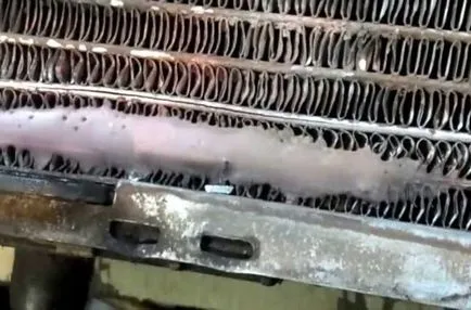 Rezolvarea problemelor de scurgere a radiatorului auto