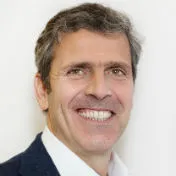 în timp ce purta aparat dentar și de îngrijire a sistemului de suport în timp ce purta aparat dentar și de îngrijire a sistemului de suport