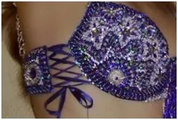 Costum oriental cu mâinile - fă-o singur!