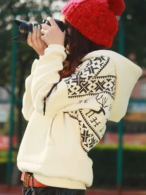 Hanorace 2017 fotografii hoodies de moda pentru femei si ce sa poarte hanorac lungi (de sex feminin) Hanorace 2017 fotografii hoodies de moda pentru femei si ce sa poarte hanorace lungi