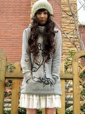 Hanorace 2017 fotografii hoodies de moda pentru femei si ce sa poarte hanorace lungi (moda) Hanorace 2017 fotografii hoodies de moda pentru femei si ce sa poarte hanorace lungi