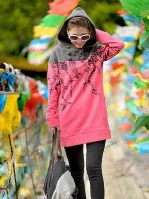 Hanorace 2017 fotografii hoodies de moda pentru femei si ce sa poarte hanorace lungi (2017) Hanorace 2017 fotografii hoodies de moda pentru femei si ce sa poarte hanorace lungi