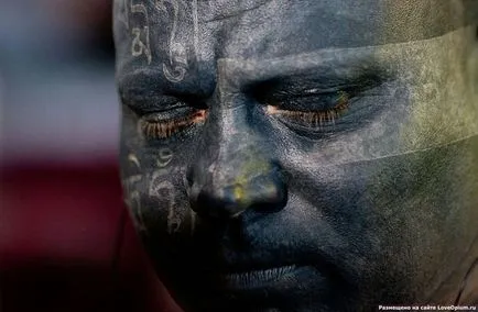 De ce oamenii tatuaje