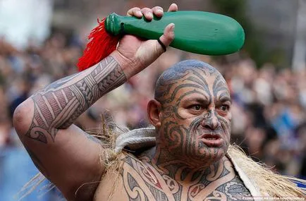 De ce oamenii tatuaje