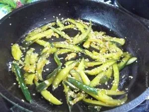 castravete Fried în Japoneză