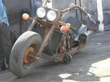 Cadru pentru o motocicleta cu mâinile
