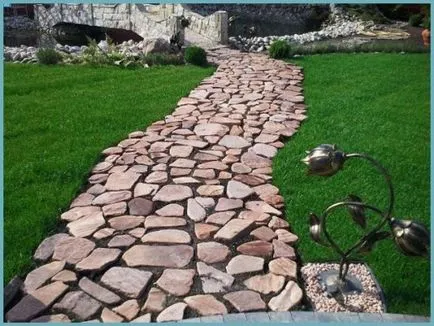 Urmăriți propriile mâini pentru a da Urmăriți propriile mâini pentru a da
