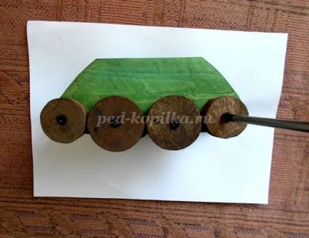 Modele de echipamente militare cu propriile lor mâini