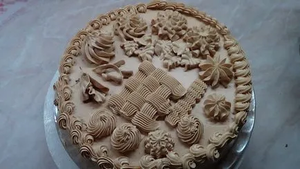 Cum de a decora un tort cu crema Cum de a decora un tort cu crema