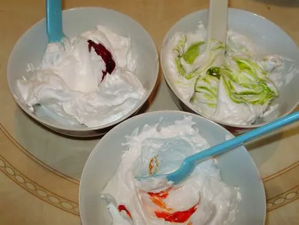 Cum de a decora un tort cu crema Cum de a decora un tort cu crema
