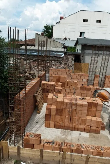 Cum de a construi o casă de cărămidă Cum de a construi o casă de cărămidă