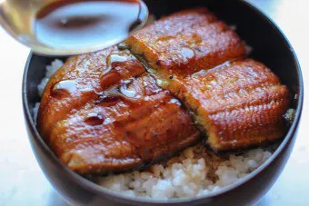 Unagi ce sos