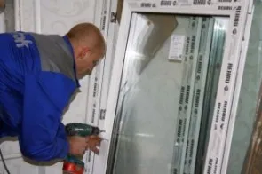 Instalare de ferestre plastikovyh Instalare de ferestre plastikovyh