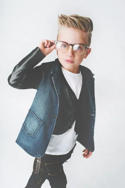 100 cele mai bune idei coafuri Trendy pentru băieți, în 2017, în fotografie (haircut) 100 cele mai bune idei coafuri Trendy pentru băieți în 2017, în fotografie