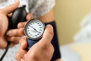 Tensiunea arterială la copii cu vârsta peste masa (sânge) Tensiunea arterială la copii cu vârsta de peste tabelul