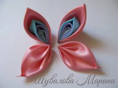Fluture de panglici de satin, o clasă de master