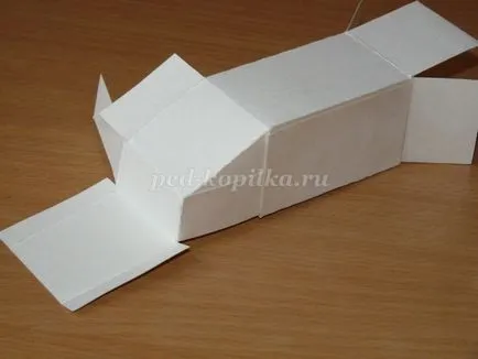 Masina de hîrtie cu mâinile (automobilului) Masina de hîrtie cu propriile mâini