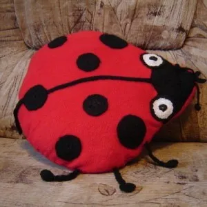 Ladybird din resturi de materiale
