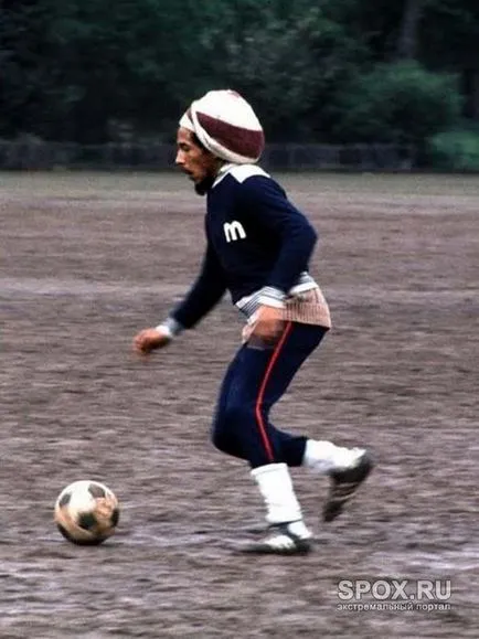 Bob Marley a murit de o dragoste pentru fotbal (fiul cel mai mare etiopian Prince) Bob Marley a murit de o dragoste pentru fotbal