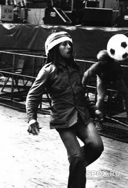 Bob Marley a murit de o dragoste pentru fotbal (fiul cel mai mare etiopian Prince) Bob Marley a murit de o dragoste pentru fotbal