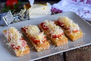 Sandwich-uri cu roșii și usturoi și brânză rețetă cu fotografie (pâine) Sandwich-uri cu roșii și usturoi și brânză rețetă cu o fotografie