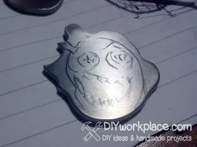Keychains cu mâinile lor