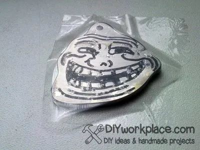 Keychains cu mâinile lor