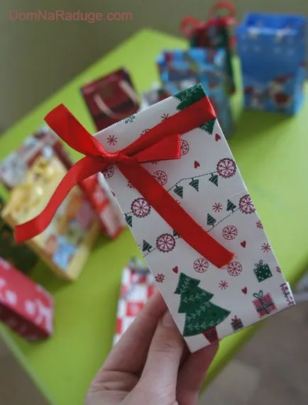 Pungi de hârtie cu mâinile lor (mod simplu, fără marcaje și linii) - Casa pe un curcubeu - trăiește aici