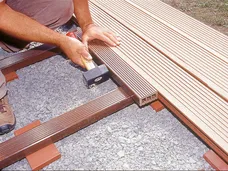 Mai bine pentru a decora loggia ce materiale de a utiliza