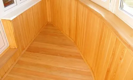 Mai bună alegere a materialului pentru a decora un balcon
