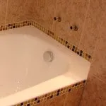 Cum să acopere rosturile dintre gresie în baie (pentru a acoperi rosturile dintre plăcile de pardoseală) Cum să acopere rosturile dintre gresie în baie