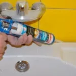 Cum să acopere rosturile dintre gresie în baie (pentru a acoperi rosturile dintre plăcile de pardoseală) Cum să acopere rosturile dintre gresie în baie