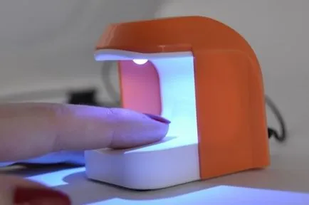 Bio-gel să se usuce după procedurile de consolidare, unghii frumoase - completează imaginea