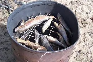 Asigurați-vă o lampă fitil cald și rece afumat cu propriile lor mâini